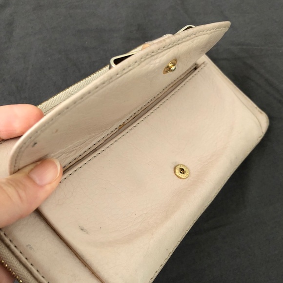 👀😱❤️💋💋✅💯CHLOE LILY BOW WALLET❤️❤️ - Picture 6 of 8